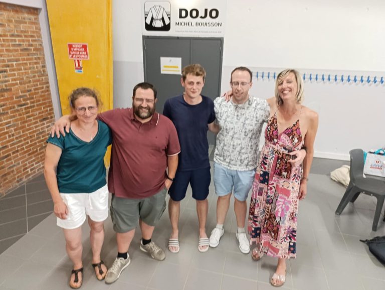 Photo de groupe des adhérents de l'EBPD26 après l'assemblée générale 2026