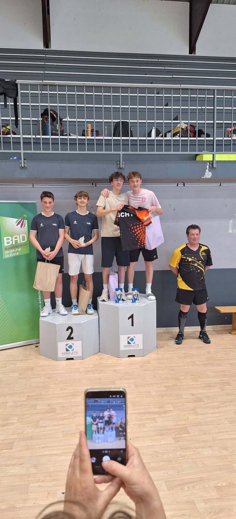 Podium du championnat bi-départemental 2026 à la Halle des sports de Pierrelatte