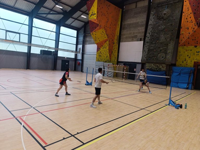 Terrains de la Halle des sports pendant le tournoi interne de l'EBPD26